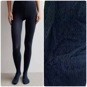 NWOT: Fashion Pattern Textured Cable Knit Navy Blue Tights NEW 95 - 130 Lbs.
